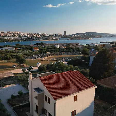 Antique View Solin سبليت
